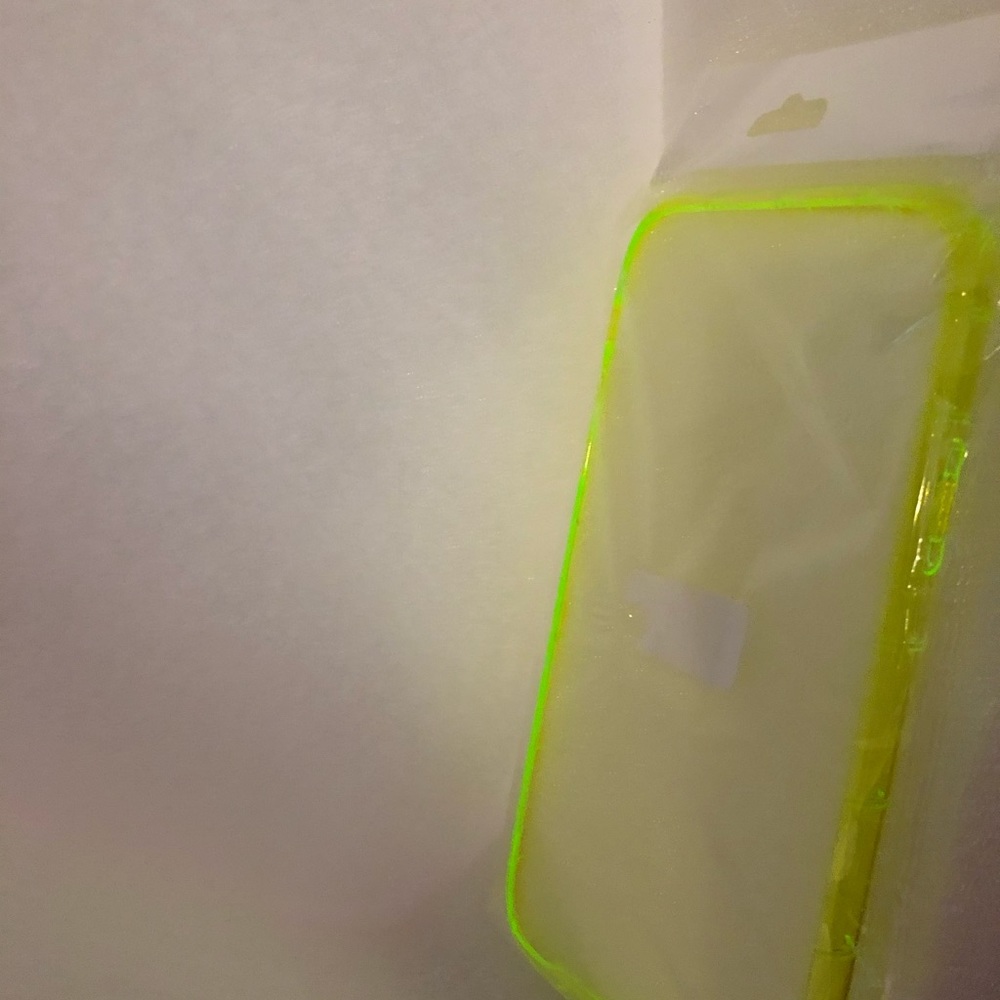 Phone case - Picture 3 of 4